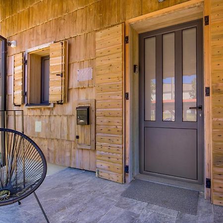 Modern Alpine Monsalbius Chalet Baske Ostarije Bagian luar foto